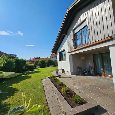 Marchlhouse Holiday home Neukirchen am Teisenberg